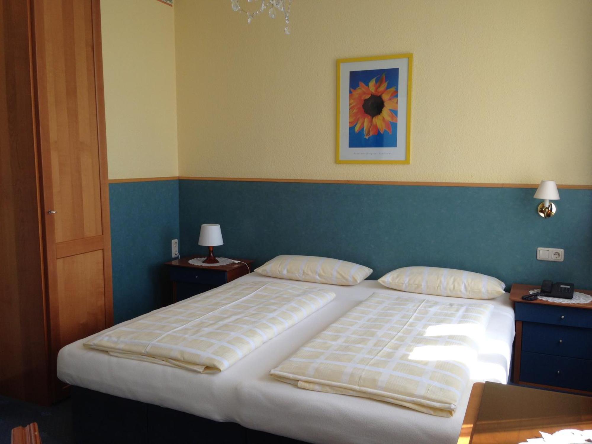 Hotel Am Bayrischen Platz Leipzig Room photo